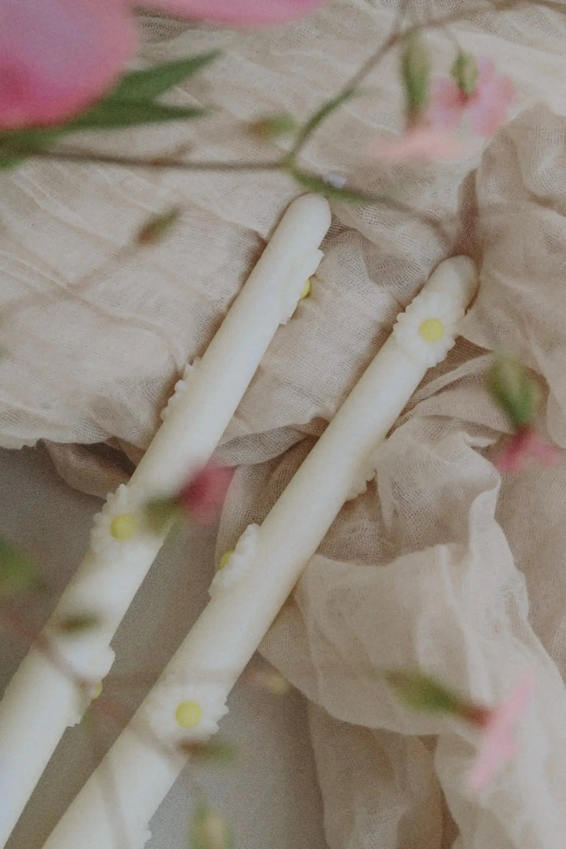 6-stílusos-módja-a-gyertyás-dekorációnak-az-esküvődön dans le jardin.