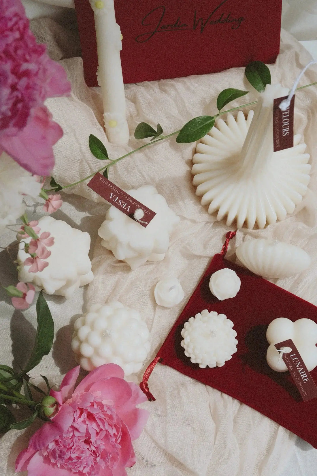 Miért-a-kézzel-készült-gyertya-a-legszebb-ajándék-az-esküvődön dans le jardin.