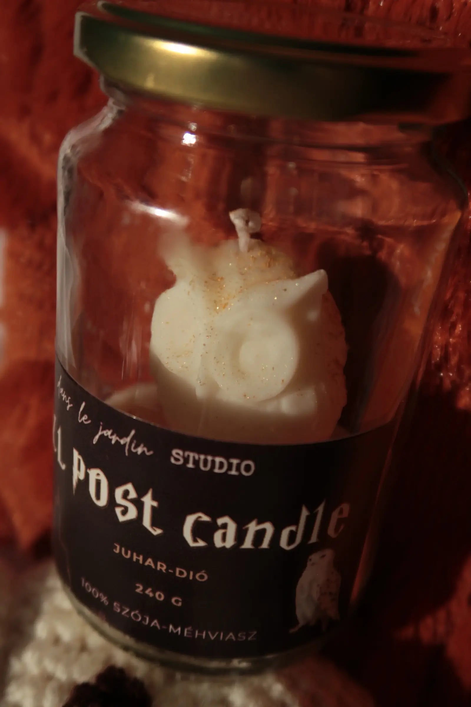 Owl post candle - Tégelyes gyertya dans le jardin.