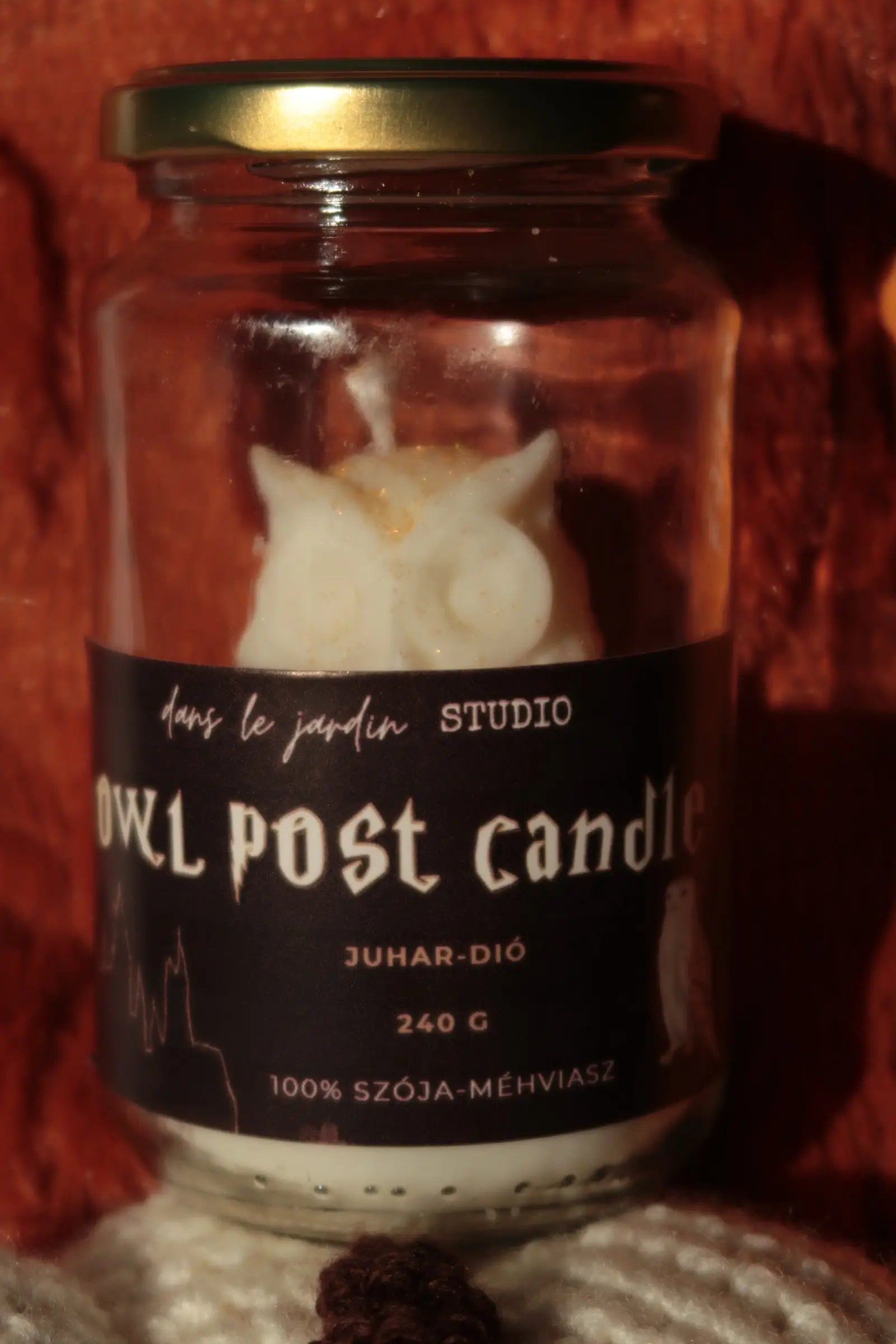 Owl post candle - Tégelyes gyertya dans le jardin.