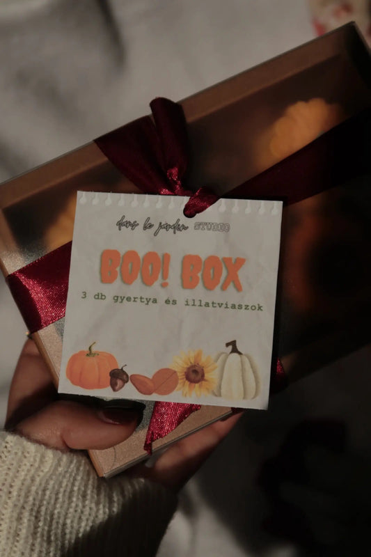 Boo! Box - Gyertya ajándékcsomag dans le jardin.