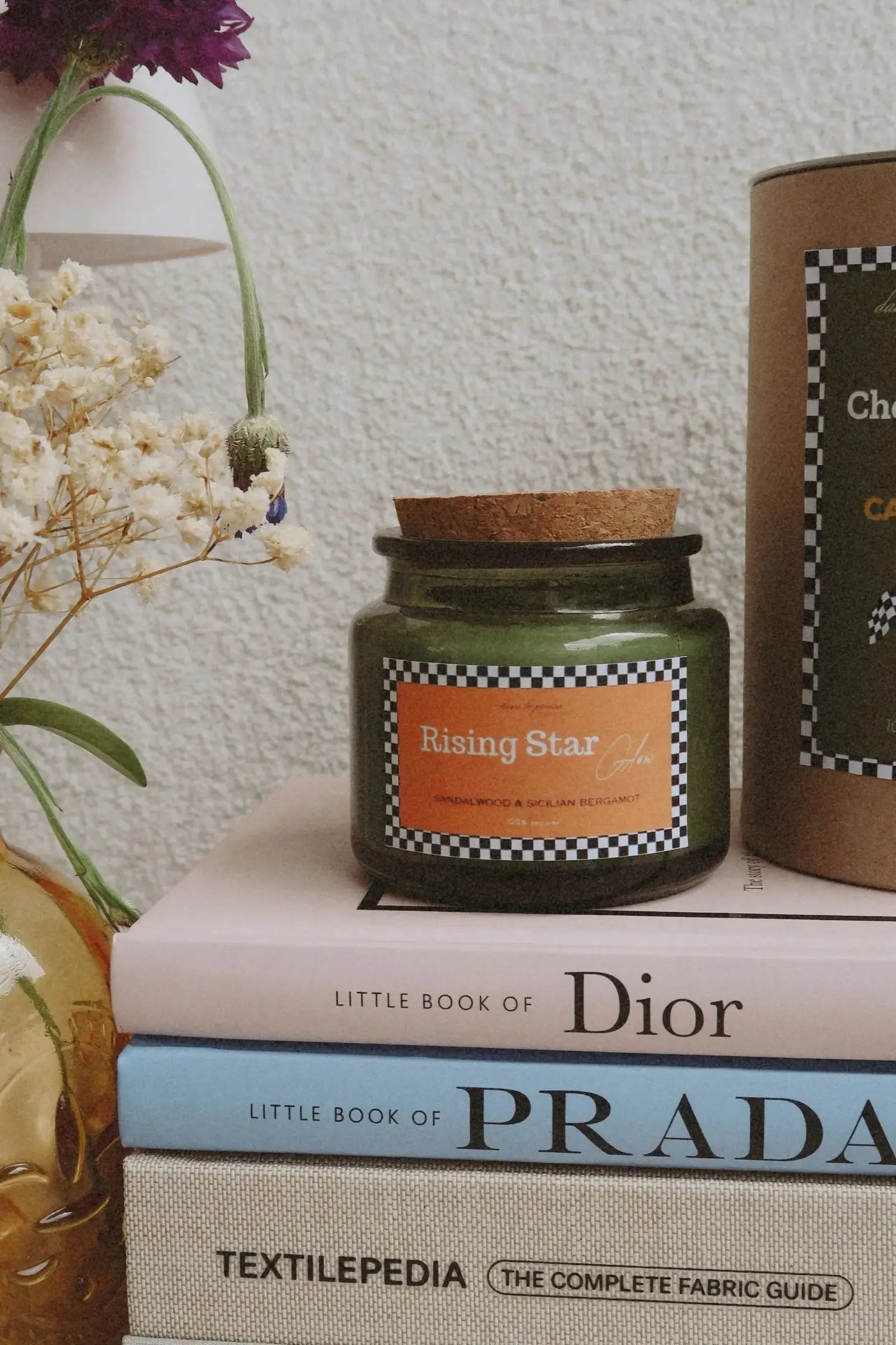 Rising Star Glow - Kókuszviasz gyertya dans le jardin.