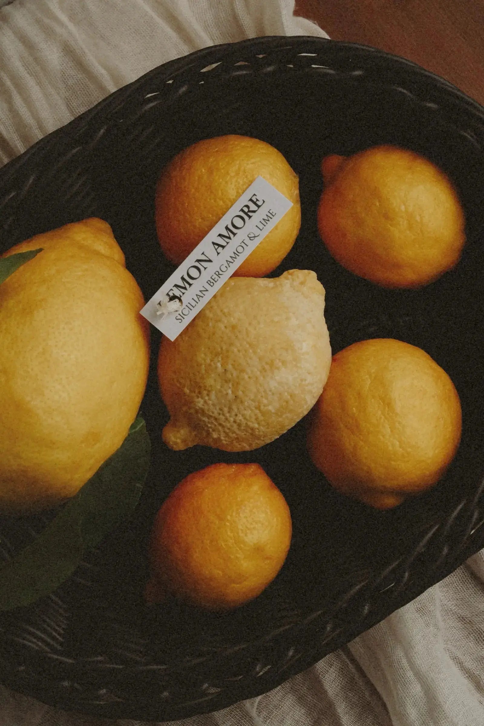 Lemon Amore - Szójaviasz gyertya dans le jardin.
